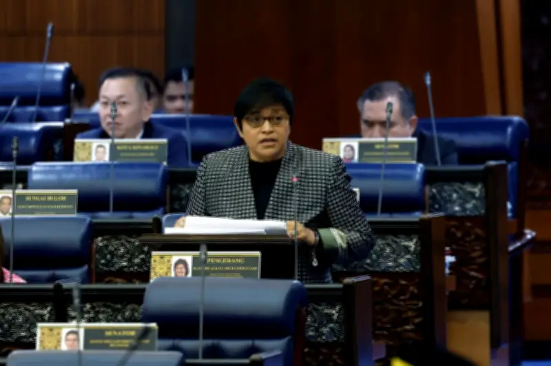 Azalina Pengerusi Jawatankuasa Khas 12 Ahli Semak Rang Undang-Undang Pemisahan AG-PP