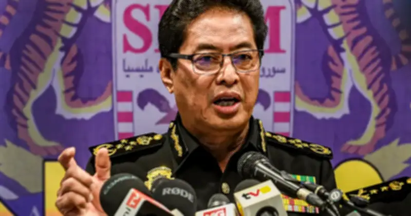 Azam Baki Seru Pegawai SPRM Kekal Teguh Hadapi Kritikan dan Fitnah