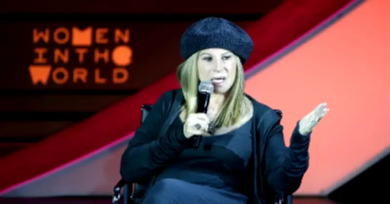 Barbra Streisand Terima Palme d'Or Kehormat di Festival Filem Cannes