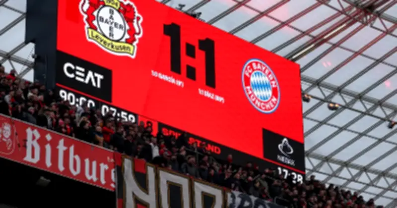 Bayern Munich Bertahan Dengan Sembilan Pemain Untuk Seri 1-1 Di Leverkusen
