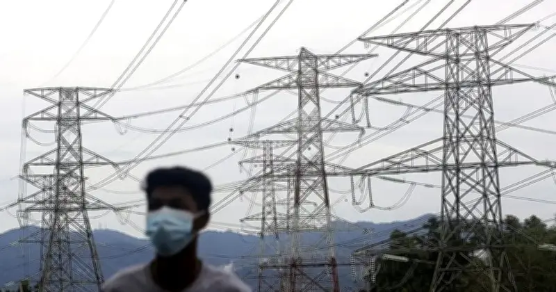 Bekalan Elektrik Malaysia Kekal Stabil Meskipun Konflik Timur Tengah - Fadillah