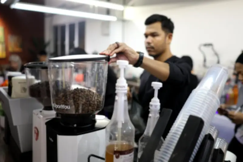 Bekas Pemain Harimau Malaya Nazirul Naim Tukar Karier Bola Sepak Kepada Perniagaan Kopi