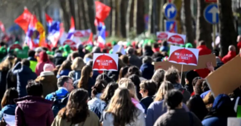 Berpuluh Ribu Rakyat Belgium Berarak Bantah Reforma Austeriti Kerajaan