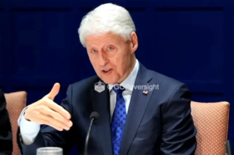 Bill Clinton Dedah Trump Pernah Kongsi 'Masa Hebat' Bersama Jeffrey Epstein
