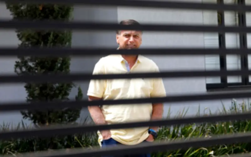 Bolsonaro Dipindah Keluar dari Unit Rawatan Rapi Sementara Mahkamah Pertimbang Tahanan Rumah