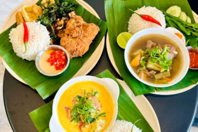 Cake Jalan Tiung Hidangkan Menu Iftar Istimewa dengan Ayam Gepuk, Sup Ekor dan Itik Salai