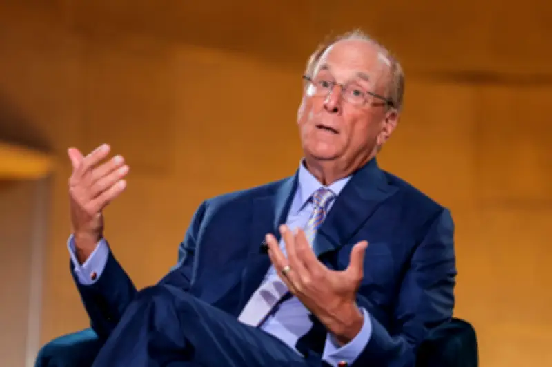 CEO BlackRock Larry Fink Beri Amaran Risiko Kemelesetan Global Jika Harga Minyak Mencecah AS$150