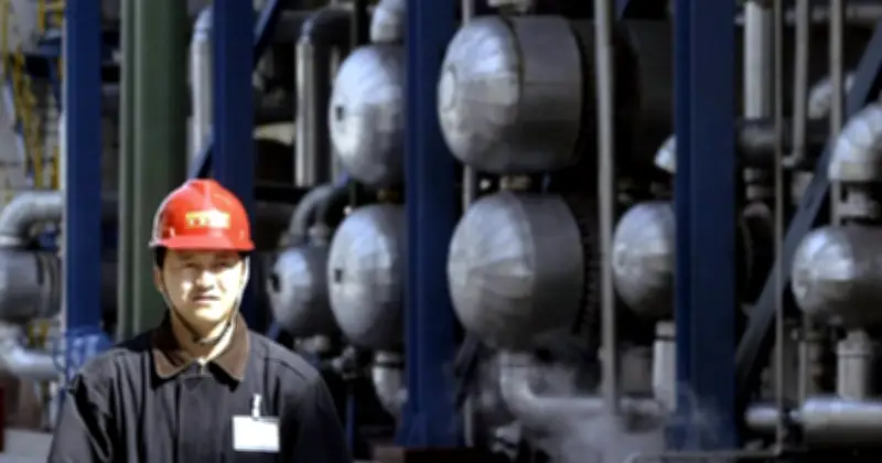 China Arah Penapisan Minyak Utama Hentikan Eksport Diesel dan Gasolin