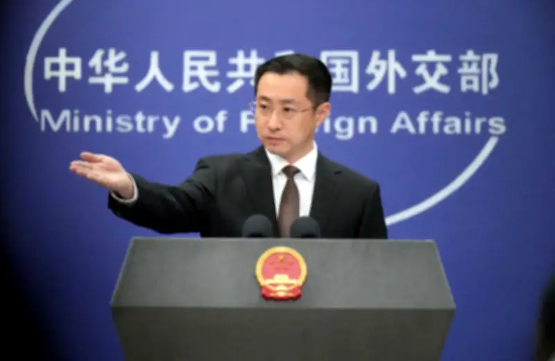 China Beri Amaran Terhadap 'Kekacauan Perang' di Asia-Pasifik, Kritik Pangkalan Senjata Baharu di Filipina