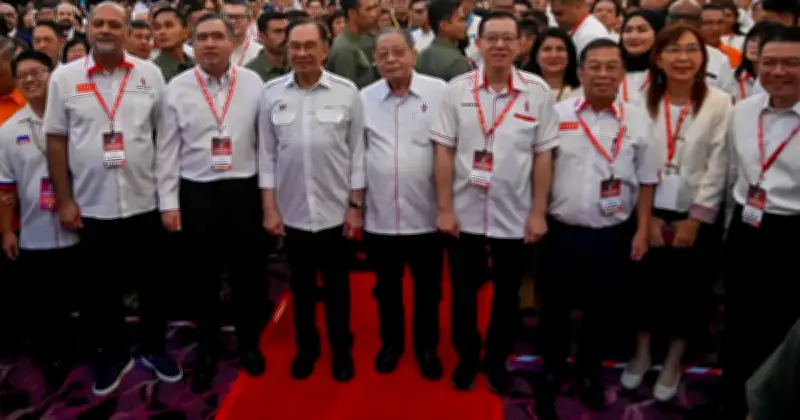 DAP Menyambut 60 Tahun: Dari Falsafah Kit Siang ke Pendekatan Loke Siew Fook