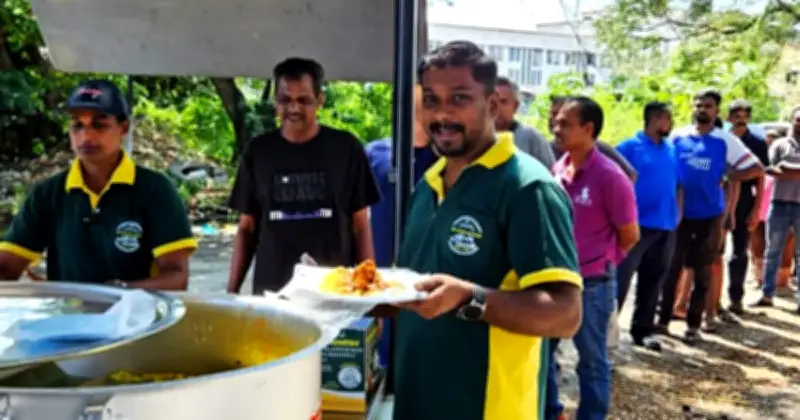 Dari Kelaparan ke Kebajikan: Fadzil Sediakan Makanan Percuma 24 Jam untuk Warga Pulau Pinang