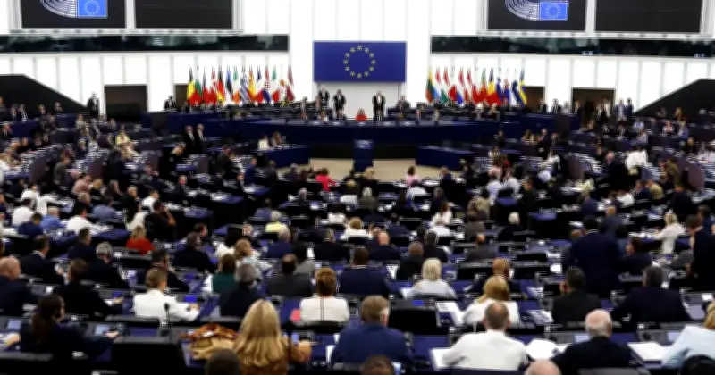 EU Bergerak Ke Arah Larangan Deepfake Seksual AI, Sasar Aplikasi 'Nudifikasi'