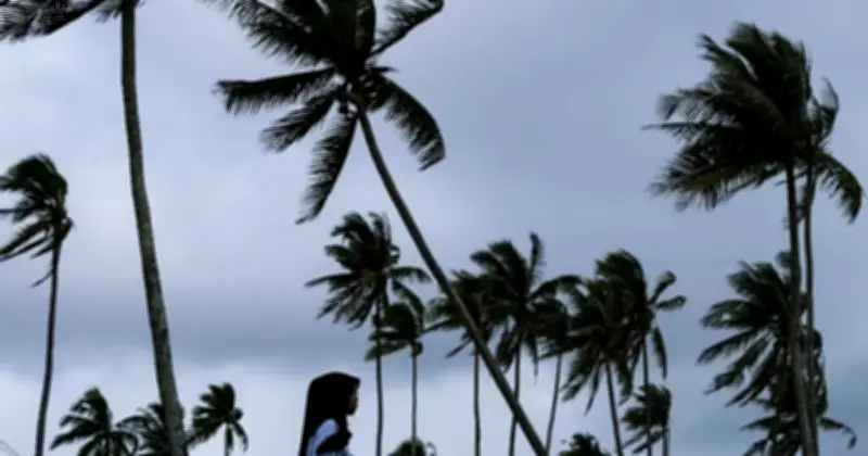 Fasa Peralihan Monsun Bermula Ahad, Ribut Petir dan Hujan Lebat Dijangka
