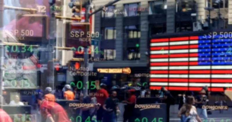 Futures Wall Street Jatuh Akibat Konflik Timur Tengah, Kebimbangan Inflasi Membara