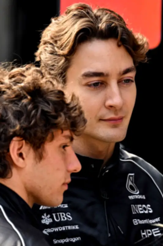 George Russell Pimpin Mercedes 1-2 dalam Sesi Latihan Tunggal Grand Prix China