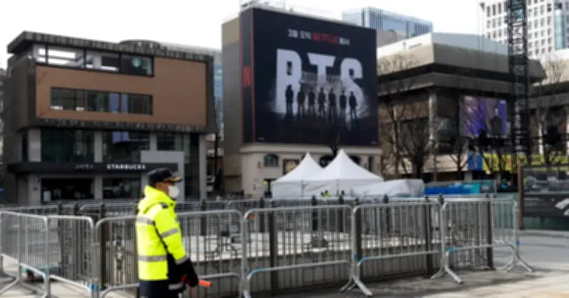 Harga Light Stick BTS Melambung Tinggi Menjelang Konsert Comeback