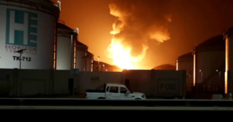 Harga Minyak Melepasi AS$100, Pasaran Saham AS Jatuh Akibat Konflik Timur Tengah