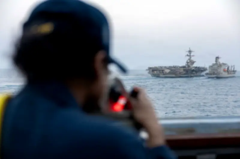 Iran Beri Amaran kepada USS Abraham Lincoln, Kapal Pengangkut Pesawat Akan Disasarkan Jika Dalam Julat