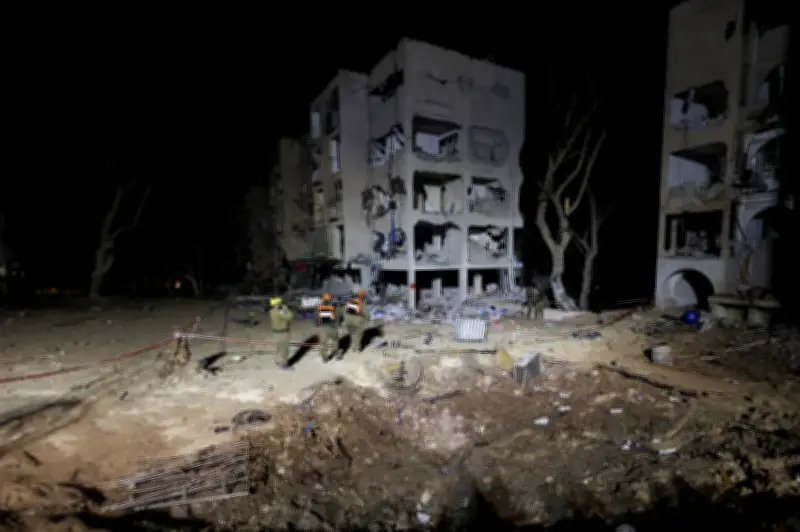 Iran Lancar Peluru Berpandu Jarak Jauh 4,000 km Pertama Kali dalam Perang, Serang Dekat Tapak Nuklear Israel