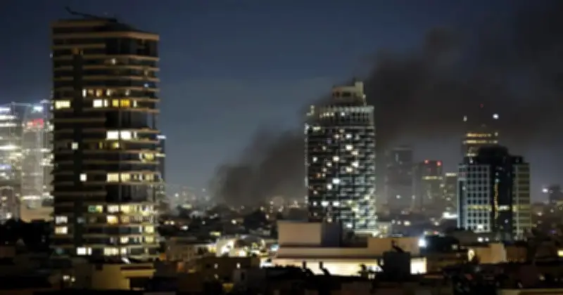 Iran Lancar Peluru Berpandu ke Israel, IDF Balas Serangan ke Tehran dan Hezbollah