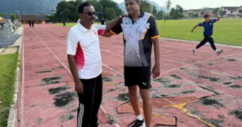 Jayabalan Serahkan Tampuk Kepimpinan Panther Athletic Club kepada Samson Vallabouy