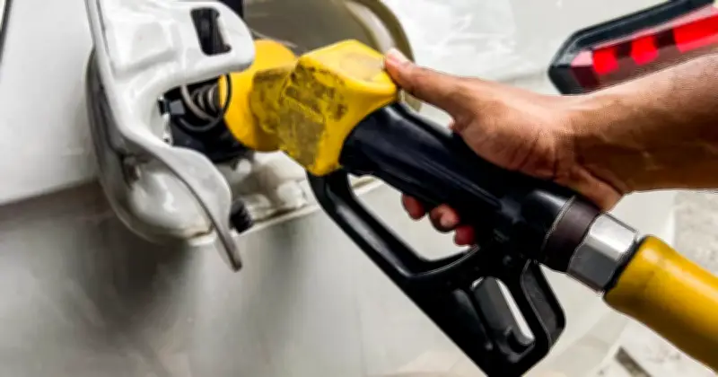 Kad Asing Diharamkan di Pam Layan Diri untuk RON95 Mulai Rabu