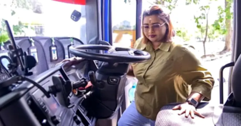 Kahmani, Pemandu Trailer Wanita Pecah Stereotaip di Lebuh Raya Malaysia