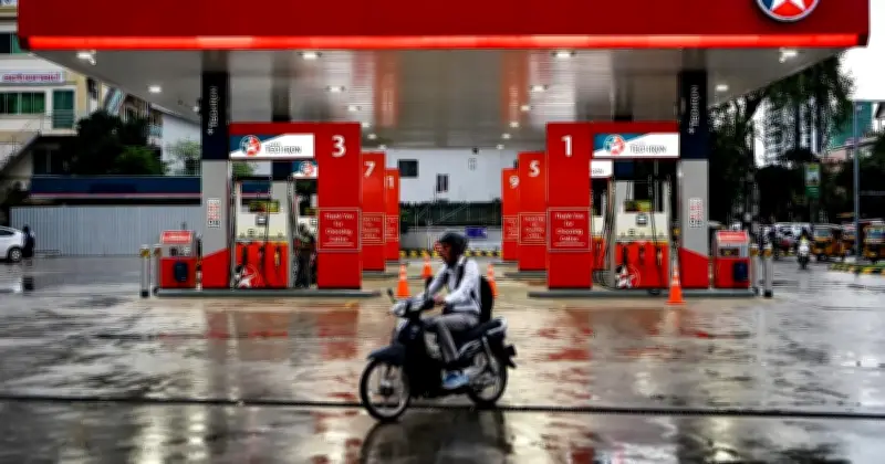 Kemboja Siasat Penutupan 2,000 Stesen Minyak Didakwa Kekurangan Stok