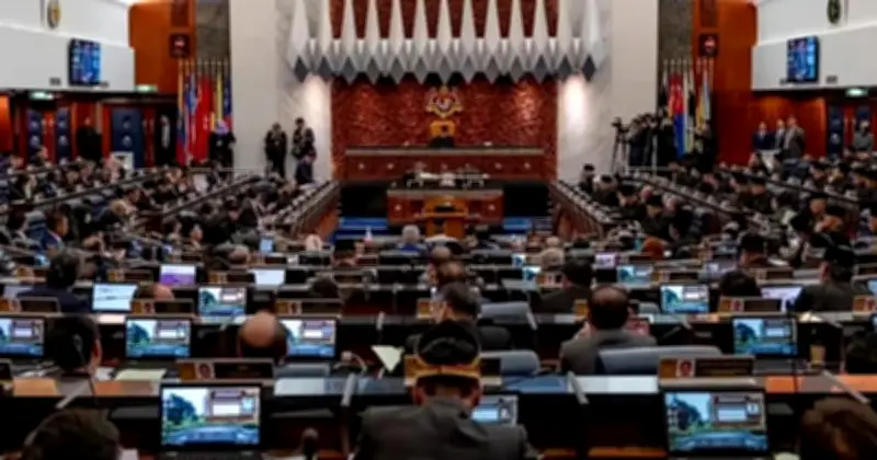 Ketidakhadiran Ahli Parlimen dalam Undian Had Tempoh PM Mengecewakan Rakyat