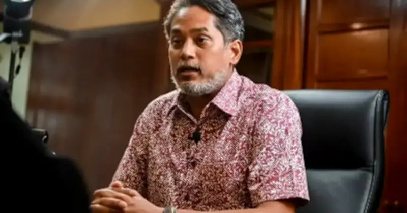 Khairy Jamaluddin Mohon Sertai Semula Umno, 'Saya Pulang Ke Rumah'