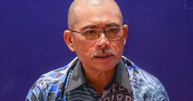 Kiandee Cabar Bersatu Pecat Keahlian, Persoal Hanya Digantung Dua Penggal