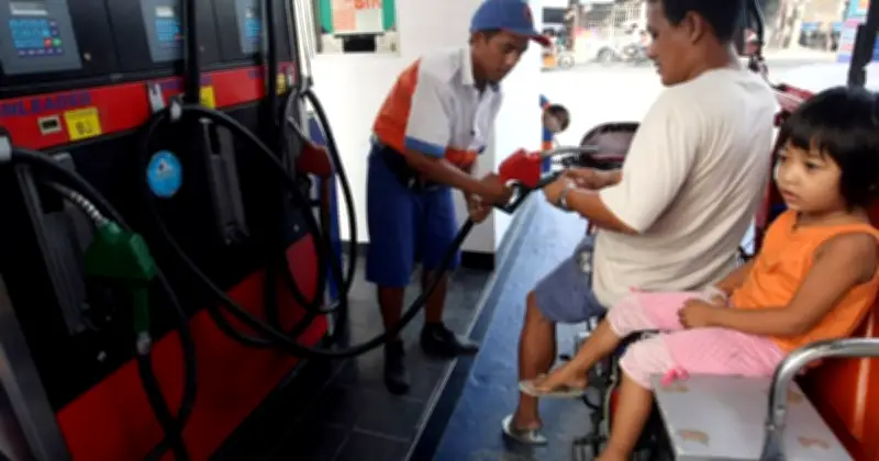 Kilang Minyak Filipina Dapatkan 2.5 Juta Tong Minyak Mentah Rusia