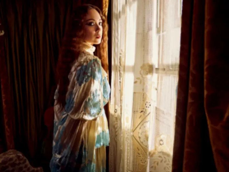 Laufey, Pemenang Grammy Dua Kali, Kembali Ke KL Dengan Jelajah 'A Matter of Time' Jun Ini