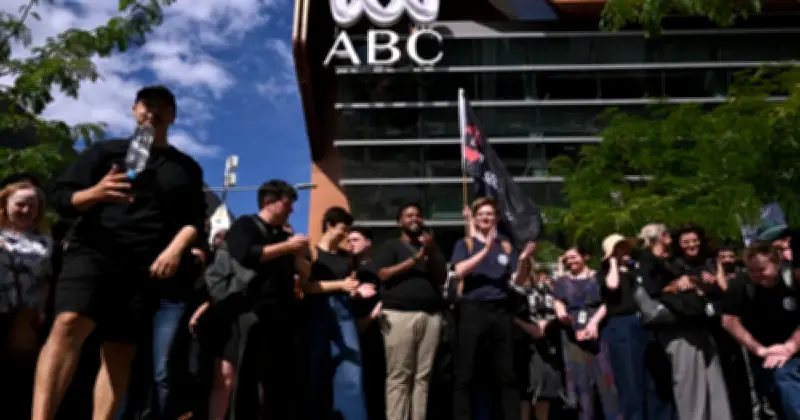 Lebih 2,000 Kakitangan ABC Australia Mogok, Tuntut Gaji Adil dan Perlindungan AI