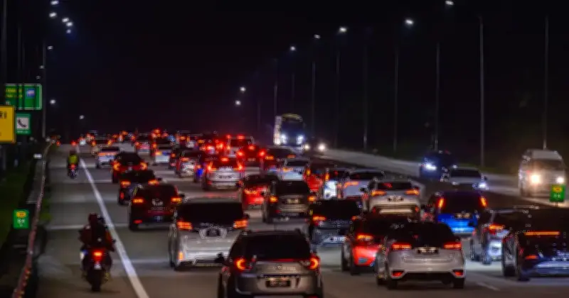 Lebuh Raya Sesak Teruk Ketika Eksodus Aidilfitri Bermula