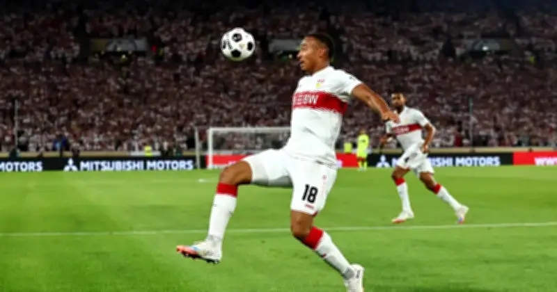 Leweling Cetak Dua Gol, Stuttgart Hancurkan Wolfsburg 4-0 dalam Bundesliga