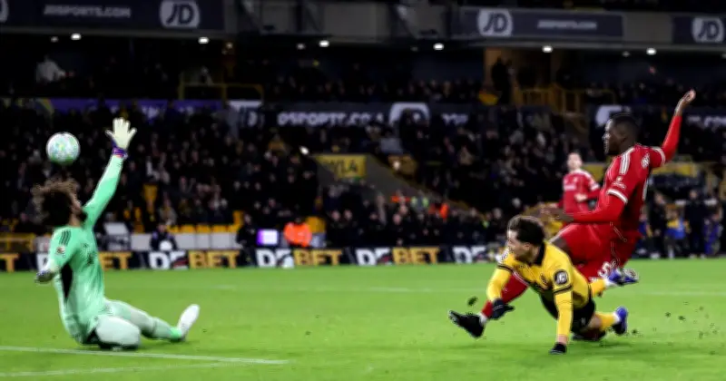 Liverpool Terhantuk Kekalahan Dramatik di Wolves pada Masa Tambahan