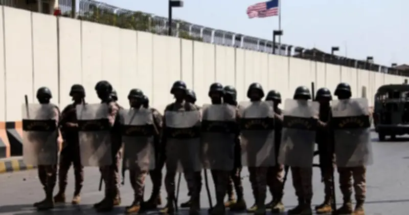 Marin AS Tembak Penunjuk Perasaan Serbu Konsulat di Karachi, 10 Terkorban