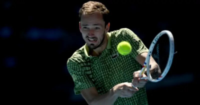 Medvedev Akhirnya Tiba di Indian Wells Selepas Terperangkap di Dubai