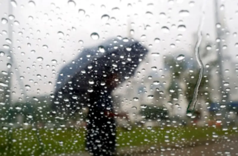 MetMalaysia Keluarkan Amaran Ribut Petir di Sabah dan Sarawak Hingga 6 Petang