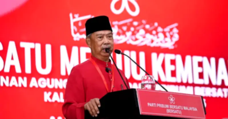 Muhyiddin Nafi Dakwaan Bersatu Jalin Hubungan Rapat dengan PH, Kata Ia Jejas Keharmonian PN