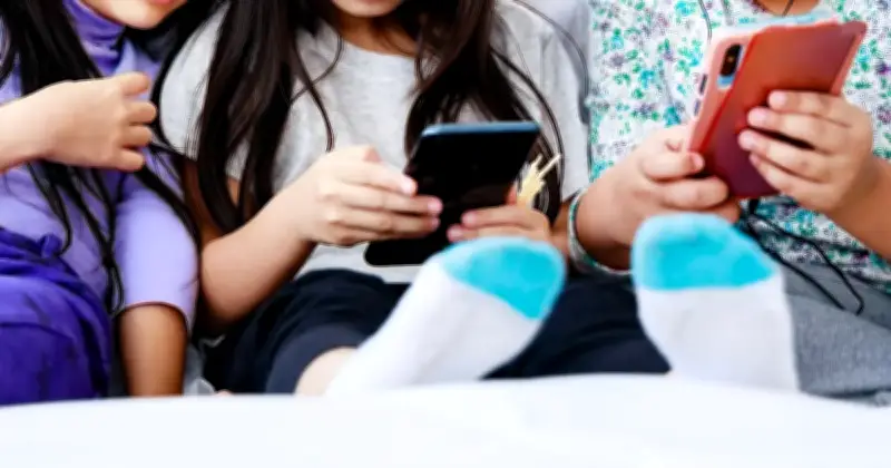 Pakar Tegaskan: Platform Media Sosial Perlu Dipertanggungjawabkan Atas Kandungan