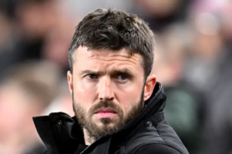 Paul Scholes Jelaskan Kritikan Terhadap Michael Carrick, Tegaskan Tiada Niat Menyinggung