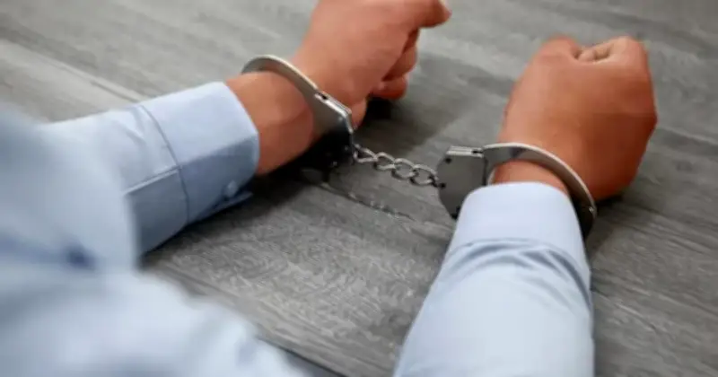 Pegawai Imigresen Ditahan Didakwa Manipulasi Permit Pembantu Rumah