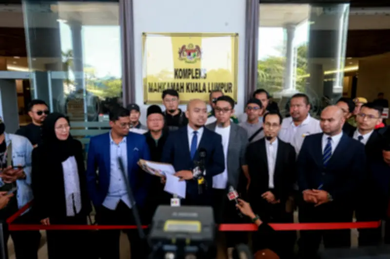 Peguam Dakwa 'Dua Standard' Polis Dalam Rawatan Terhadap Pendakwah Zamri