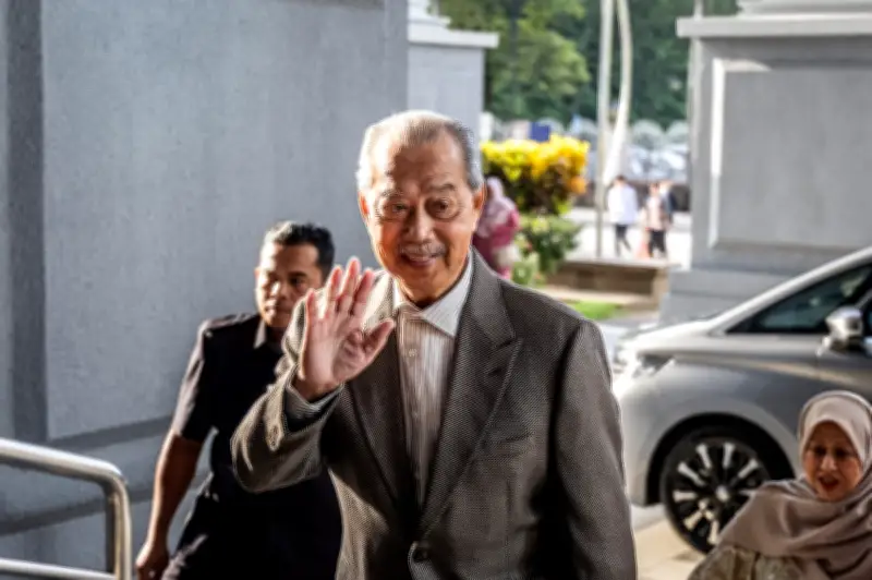 Peguam Muhyiddin Persoal Bukti Video TikTok, Tanya Jika Cybertrooper Yang Muat Naik