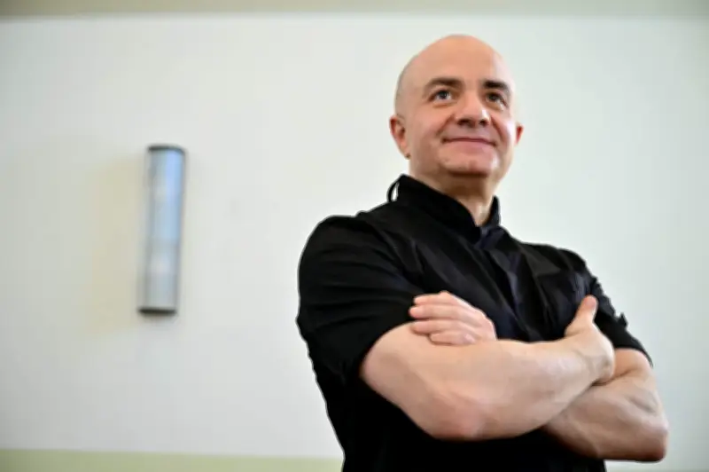 Pelarian Syria Imad Alarnab Jemput Raja Charles III ke Restoran Sohonya di London