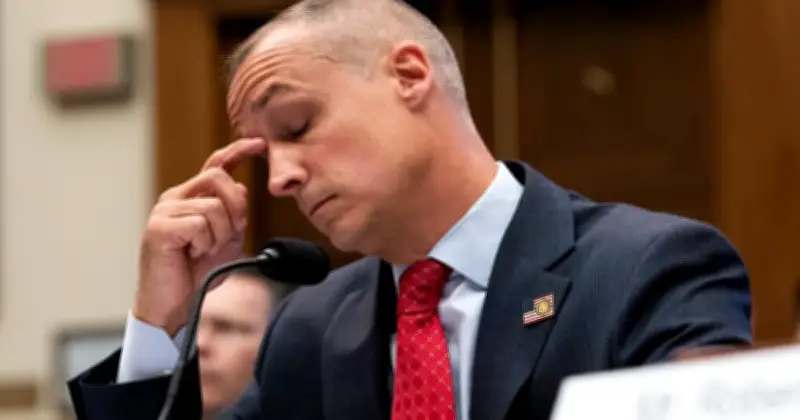 Penasihat Tidak Bergaji Kristi Noem, Corey Lewandowski, Sudah Tinggalkan Jabatan Keselamatan Dalam Negeri AS