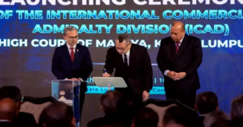 Pengkhususan dan Strategi: Merevolusi Keadilan Komersial di Malaysia