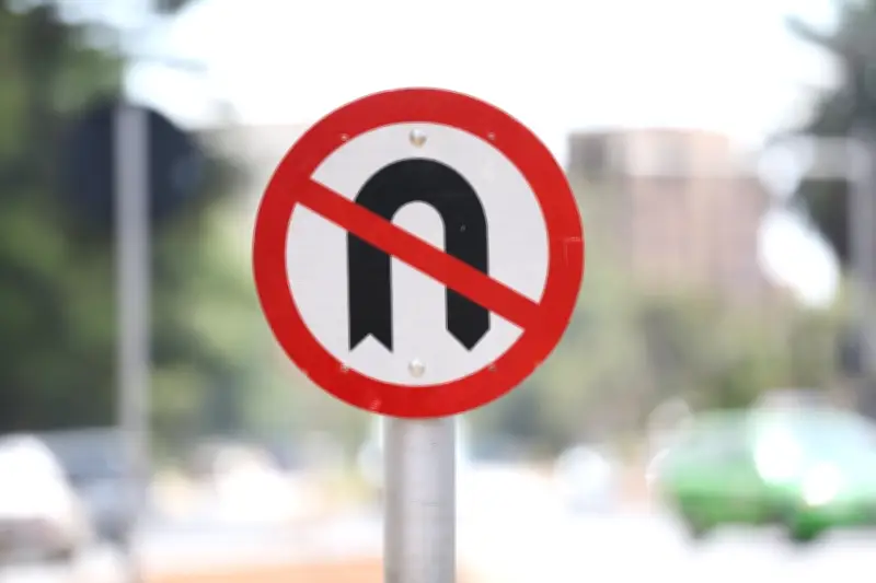 Penunggang Penghantar Makanan Maut Dilanggar Kereta Semasa Buat Pusingan U di Melaka